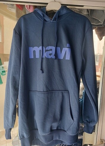 Mavi sweatshirt