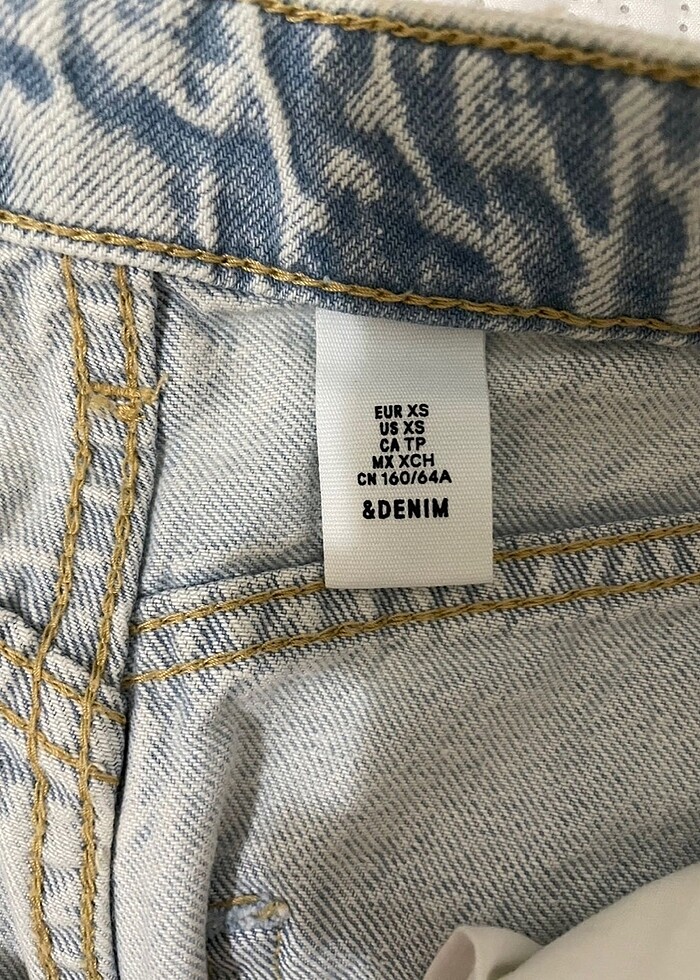 H&M yırtmaçlı kot etek - Görsel 4