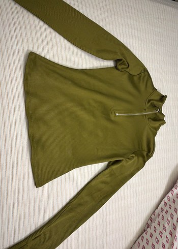 Fermuarlı Yüksek Yakalı Kadın  Tişörtü - Görsel 5