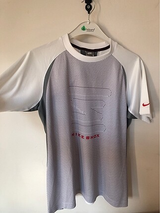 Nike erkek tişörtü