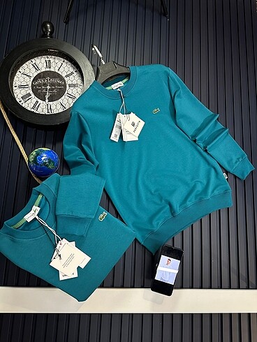 Bisiklet yaka sweatshirt