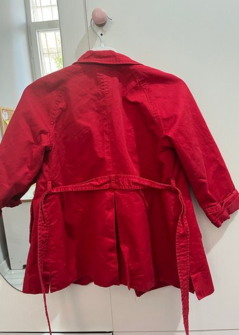 Düğmeli Kırmızı Midi Trençkot - Görsel 3