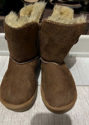 Kız Çocuk Kahverengi Süet Düğmeli Bot - Görsel 5