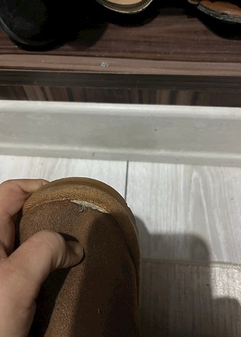 Kız Çocuk Kahverengi Süet Düğmeli Bot - Görsel 4