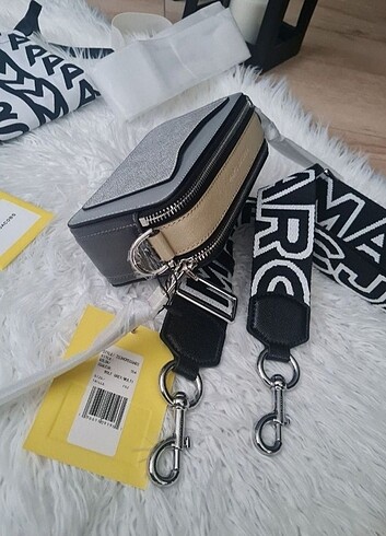 Beden MARC JACOBS SNAPSHOT