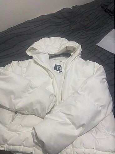 Ltb den alındı pahalı bir mont - Görsel 4
