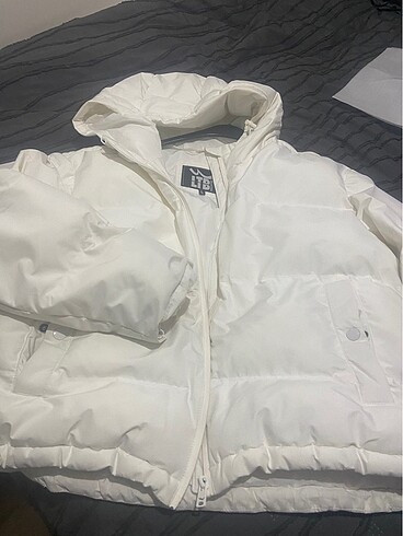 Ltb den alındı pahalı bir mont - Görsel 6