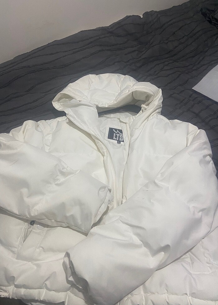 Ltb den alındı pahalı bir mont - Görsel 4