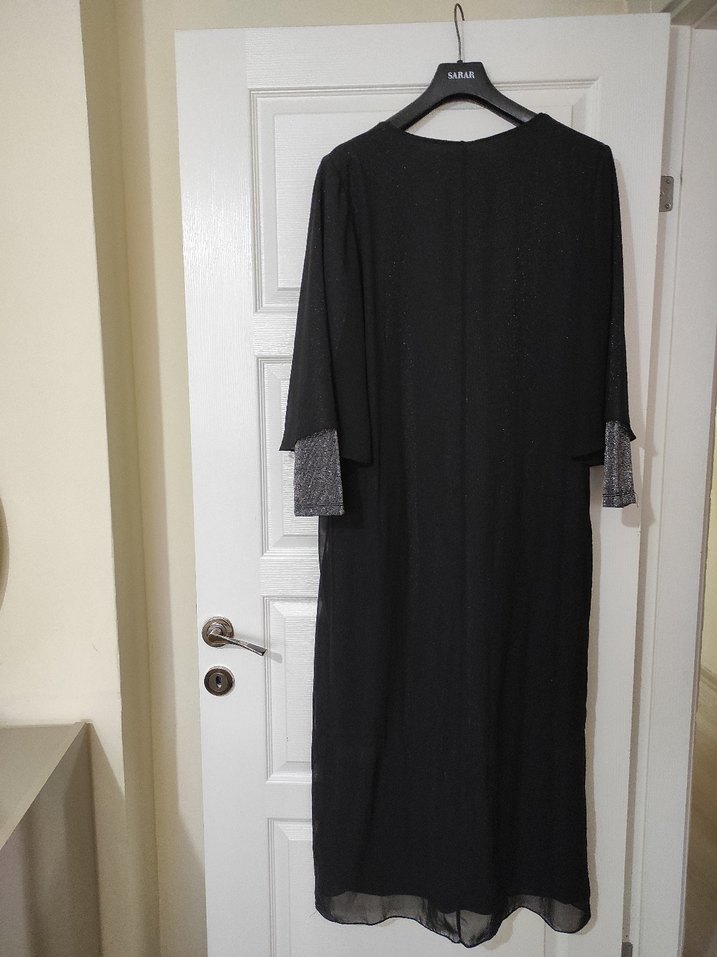 Uzun Siyah Gri Drapeli Kadın Elbise - Görsel 2