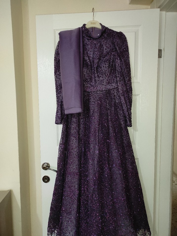 Uzun Mor Tesettür Elbise - Görsel 2