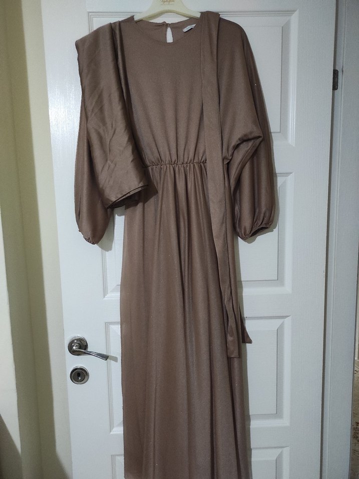 Hafif simli vizon tesettür abiye - Görsel 2