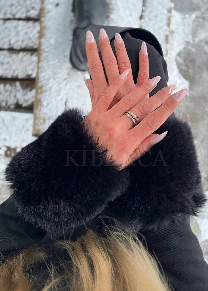 Kısa Tüylü Siyah Kürk Bileklik Kalın - Görsel 2