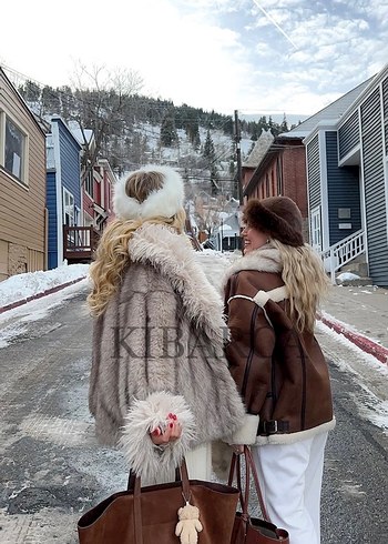 Kadın Beyaz Kürklü Bandana - Boyunluk - Görsel 2