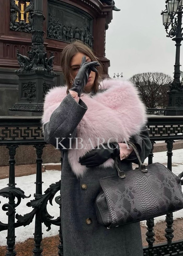 Pembe Uzun Kadın Kürk Atkı Şal - Görsel 3