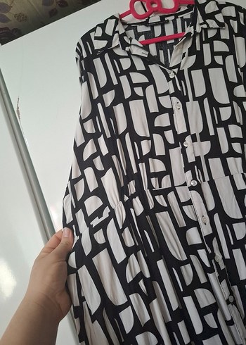 Uzun Kollu V Yaka Desenli Kadın Elbise - Görsel 3