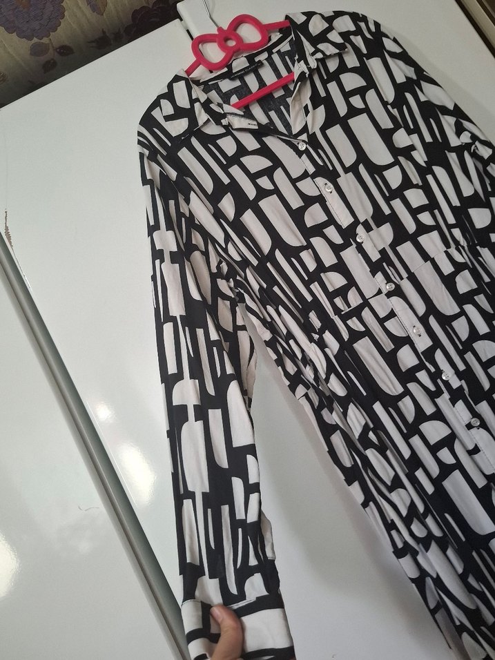 Uzun Kollu V Yaka Desenli Kadın Elbise - Görsel 2