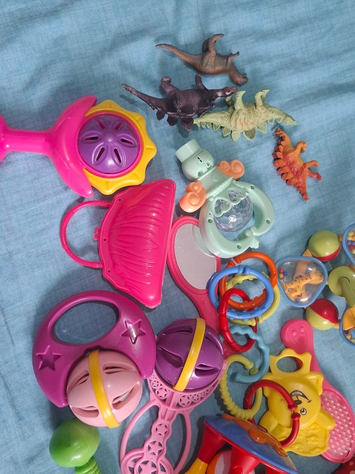 Renkli Diş Kaşıyıcı ve Çıngırak Seti - Görsel 2