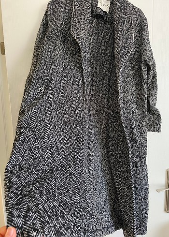 Siyah Uzun Kadın Kaban - Görsel 4