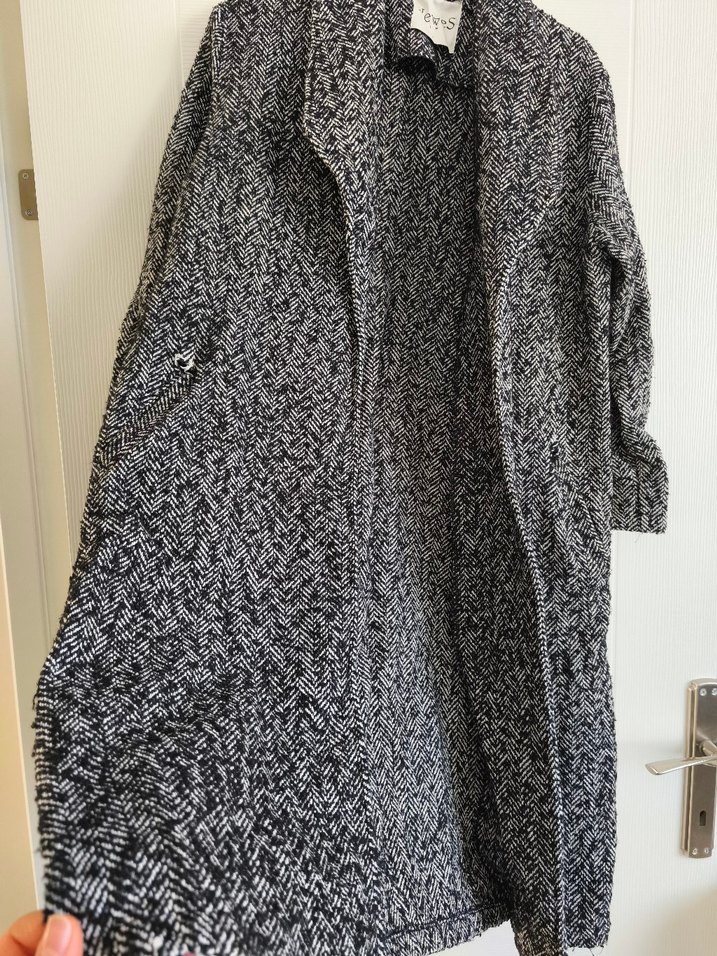 Siyah Uzun Kadın Kaban - Görsel 4