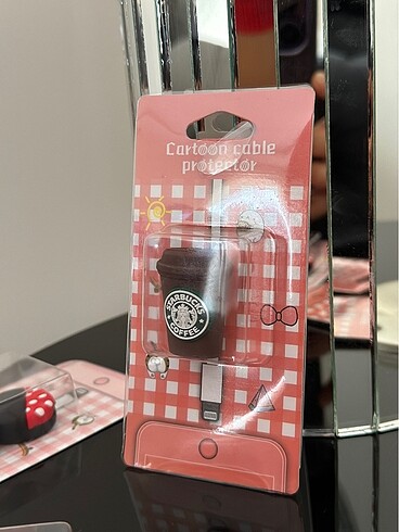 STARBUCKS FİGÜRLÜ ŞARJ UCU KORUMA APARATI