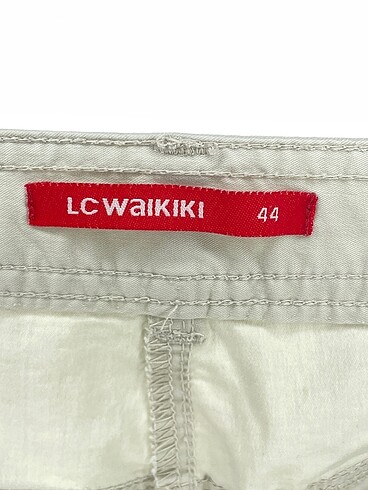 44 Beden çeşitli Renk LC Waikiki Mini Şort %70 İndirimli.