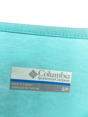 s Beden yeşil Renk Columbia T-shirt %70 İndirimli.
