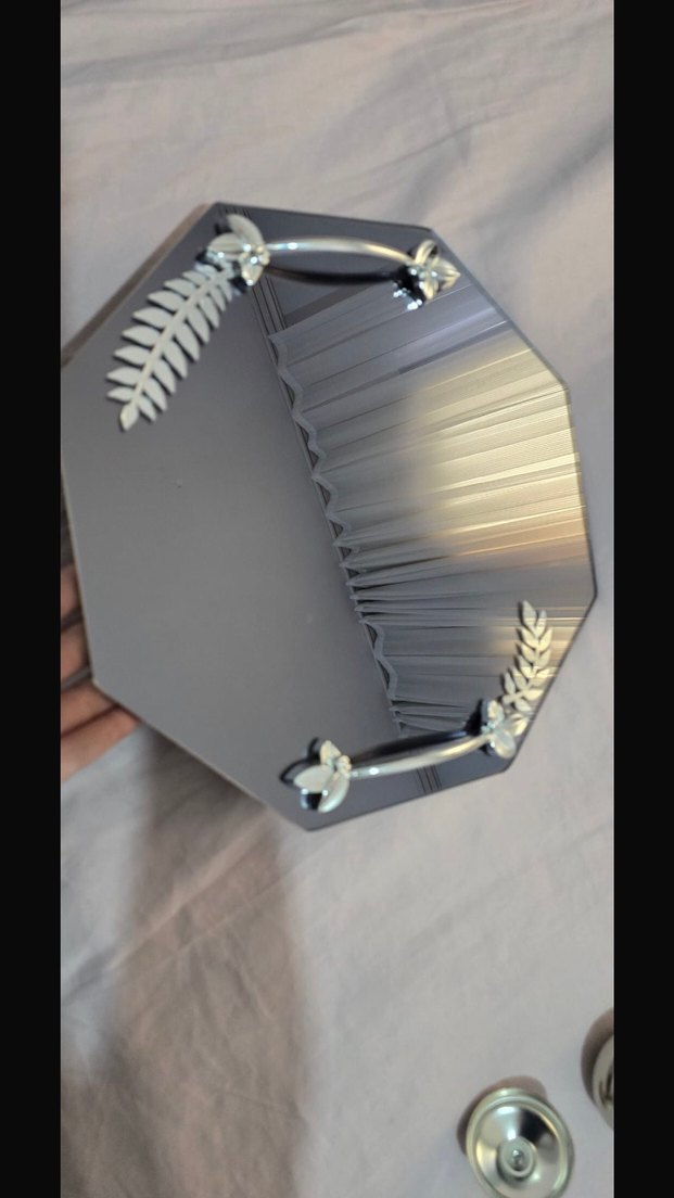 Gri-siyah İsteme tepsisi bi kere tek kullanıldı - Görsel 5