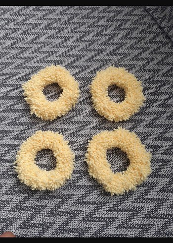 Sarı Örgü Yün Saç Tokası - Görsel 4