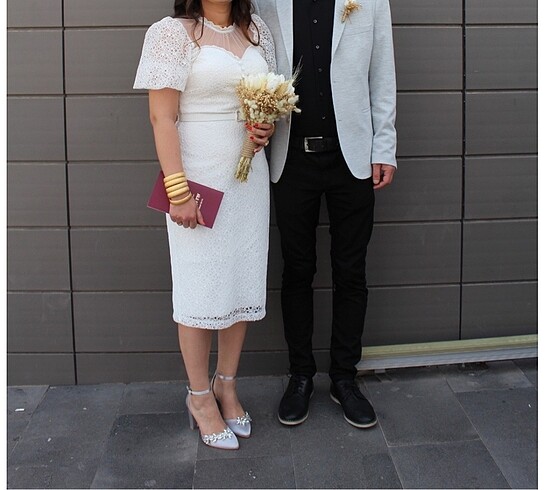 Nikah elbisesi