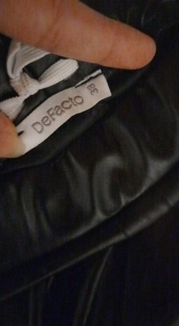 Siyah Deri Pilili Midi Etek - Görsel 2