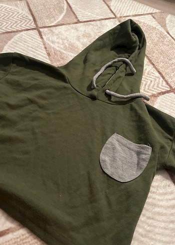 Kapüşonlu Haki Bebek Taşıma Önlüğü - Görsel 3