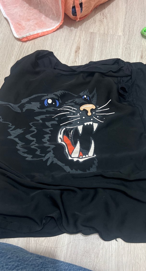 Drapeli Siyah Baskılı Sokak Stili Kedi Kıyafeti - Görsel 2