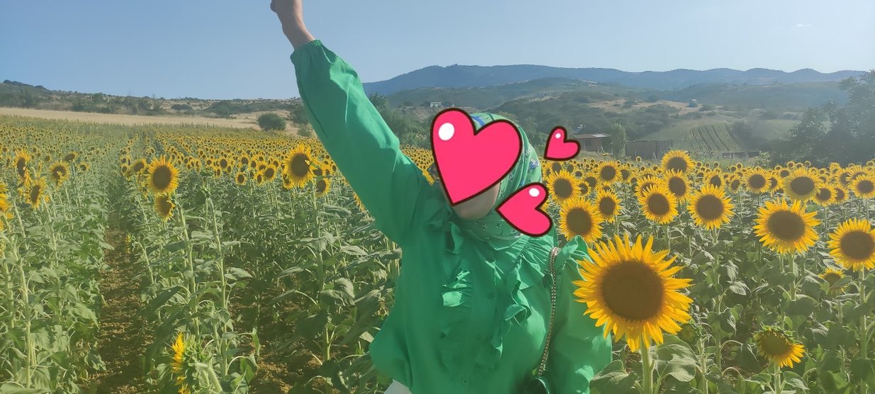 Yeşil  ön ve arka fırfırlı uzun kol gömlek - Görsel 3