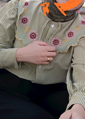 yeşil nakış detaylı gofre kumaş dokuma gömlek - Görsel 2