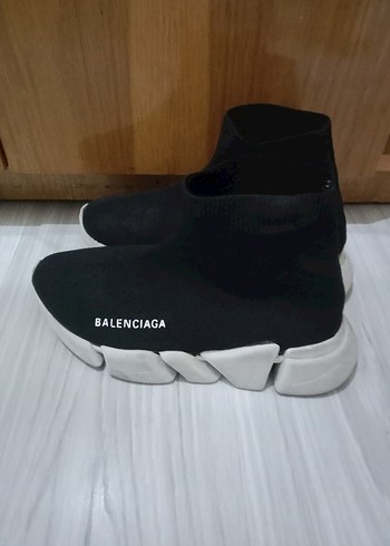 Balenciaga Siyah Esnek Topuklu Spor Ayakkabı