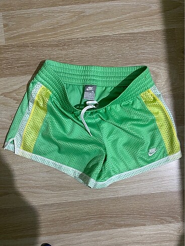 xs Beden Nike şort