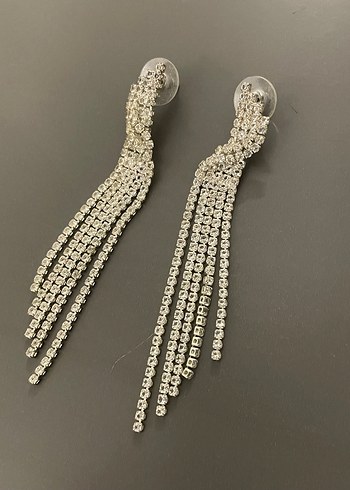 Zara Uzun Püsküllü Gri Kadın Küpe