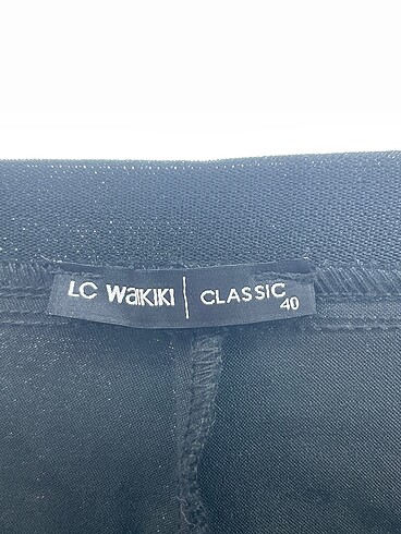 40 Beden siyah Renk LC Waikiki Jean / Kot %70 İndirimli.