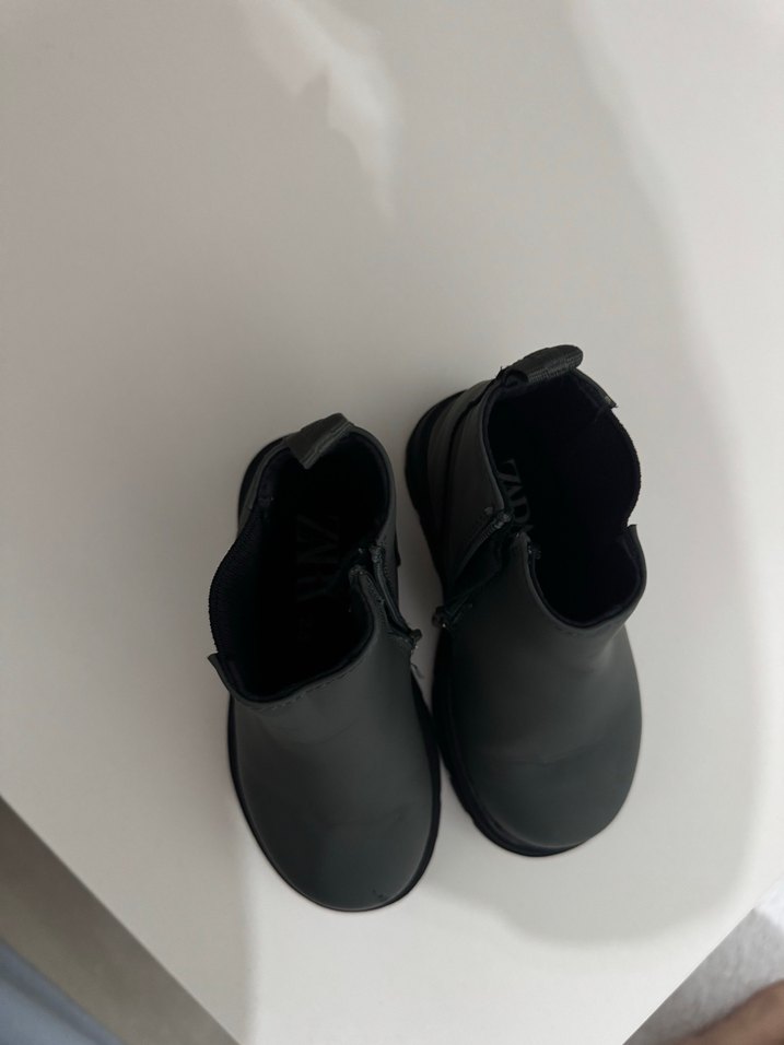 Zara çocuk bot - Görsel 2