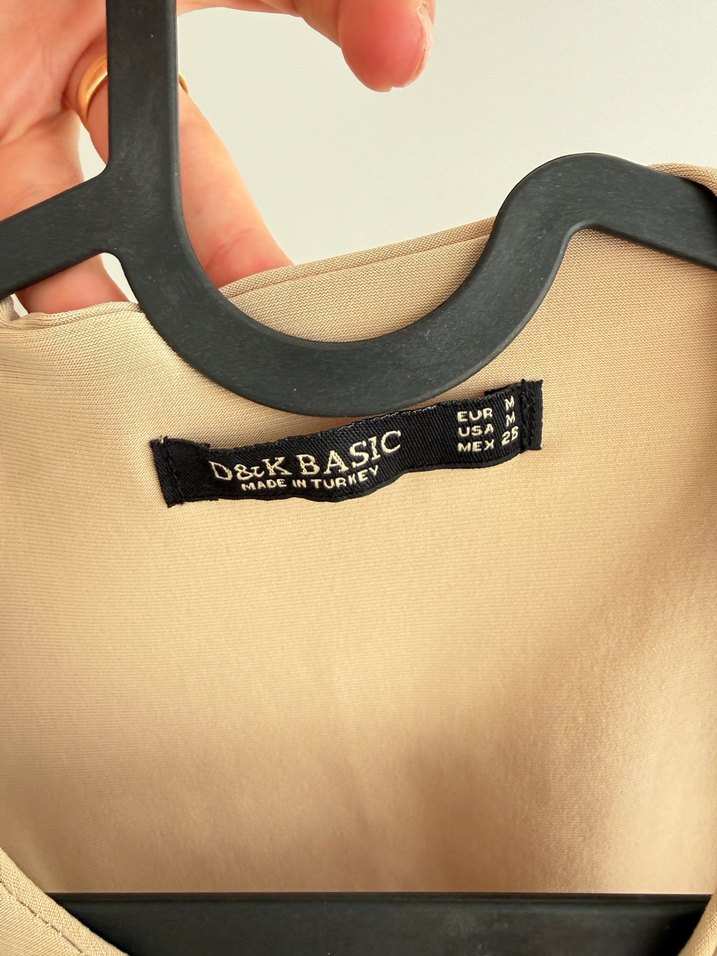 Bej Kadın Atlet - Görsel 3