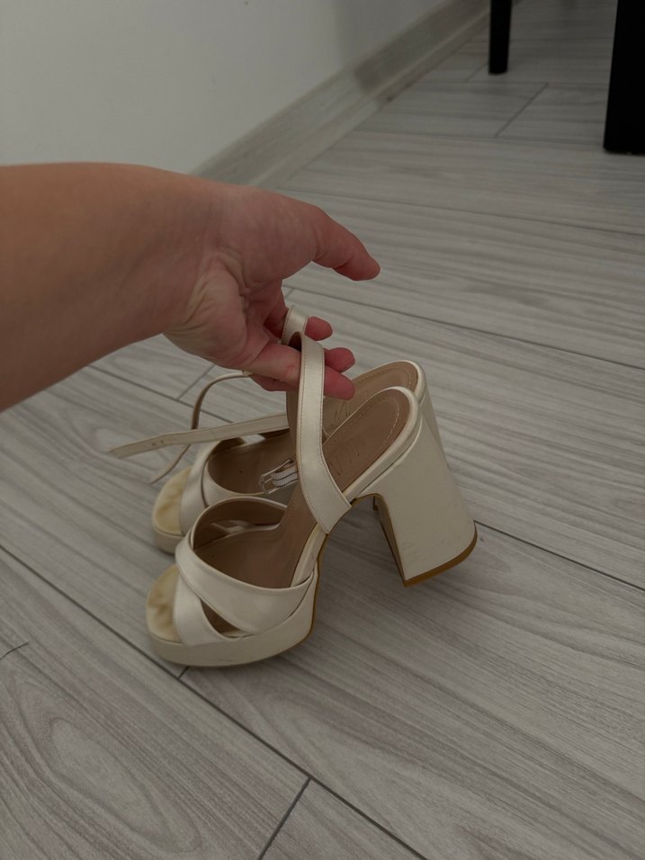 kalın topuk gelin ayakkabısı - Görsel 4