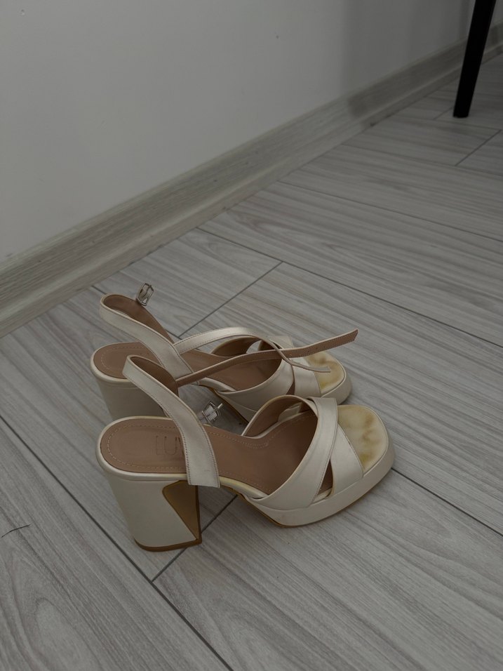 kalın topuk gelin ayakkabısı - Görsel 3