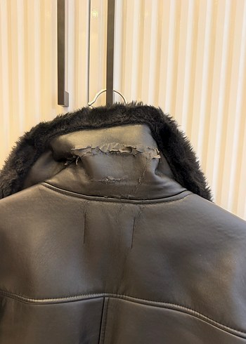 Kürk Detaylı Siyah Deri Kadın Mont - Görsel 3