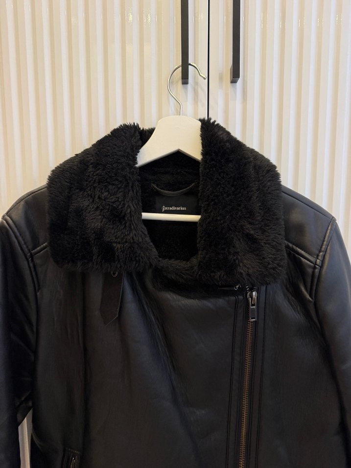 Kürk Detaylı Siyah Deri Kadın Mont - Görsel 2