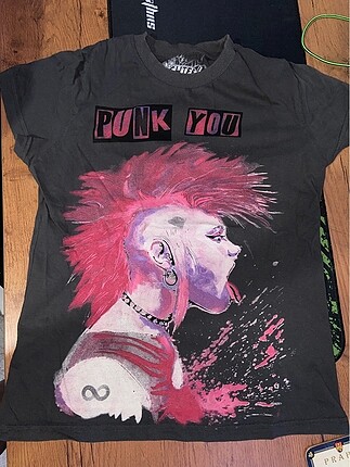 Punk tişört