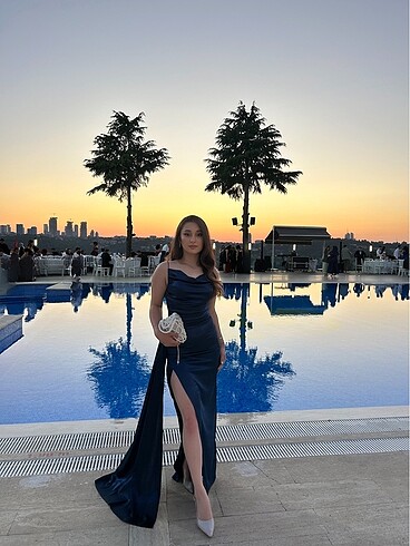İndigo abiye