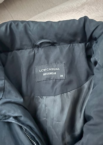 Siyah Fermuarlı Kadın Kışlık Midi Mont - Görsel 4