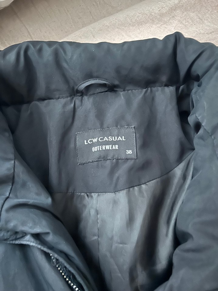 Siyah Fermuarlı Kadın Kışlık Midi Mont - Görsel 4