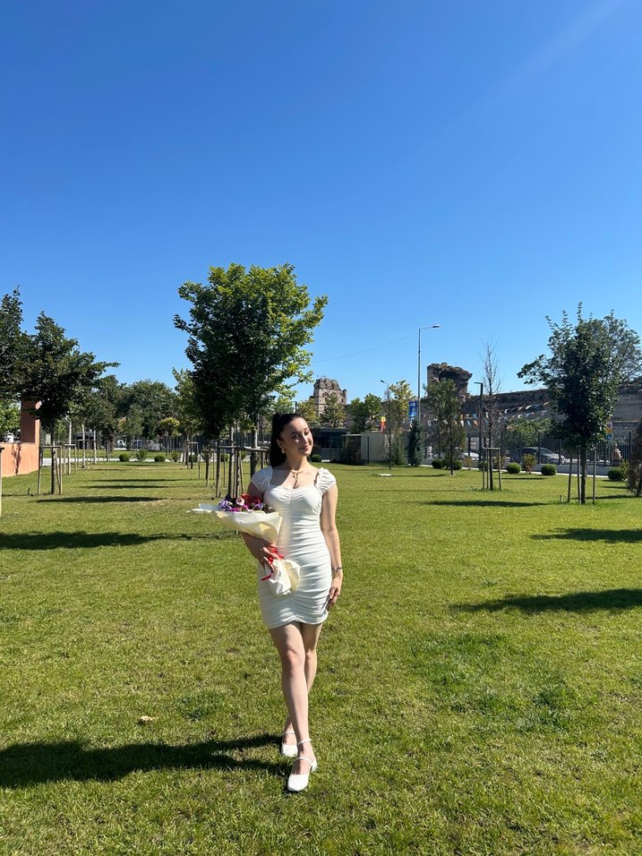 Beyaz Midi Straplez Mezuniyet Elbisesi - Görsel 2