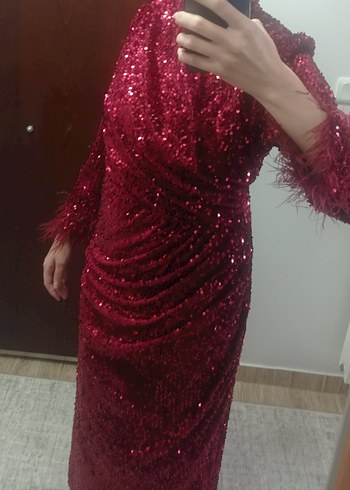Bordo Parlak Drapeli Uzun Abiye Elbise